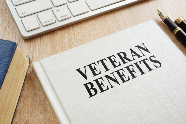 book-veteran-benefits-desk